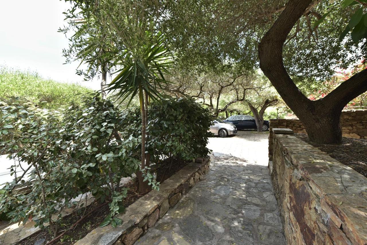 Villa Minda San Teodoro  Luaran gambar